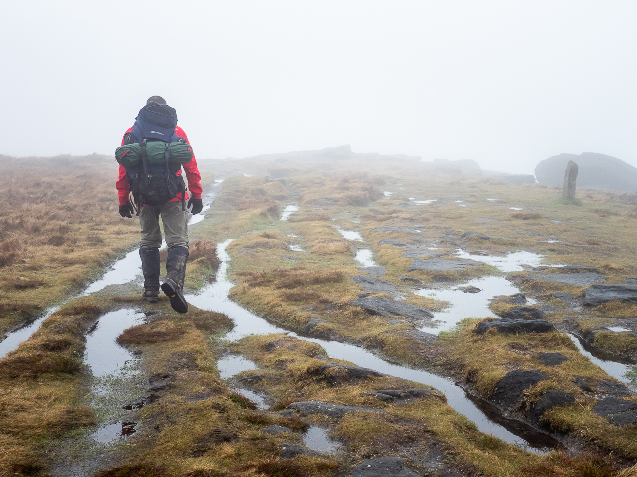 Pennine Way: Foggy days in Derbyshire